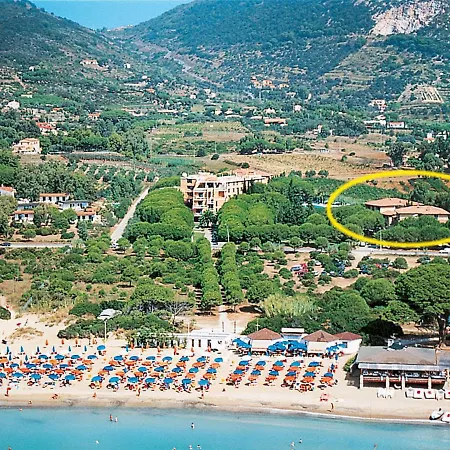 Lägenhet Golfo Della Lacona-4 By Interhome